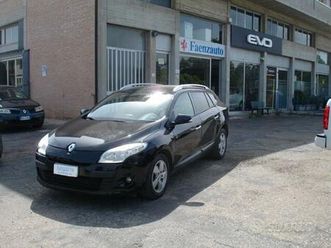 renault megane 1.4 sport tour!!