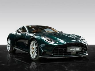 aston martin vanquish | q paint | carbon gloss exterior