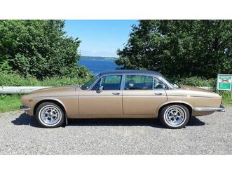 daimler double six van den plas