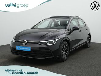 volkswagen golf 1.0 etsi 110 pk dsg life | panoramadak | iq light | stuur-/stoelverwarming | achteruitrijcamera