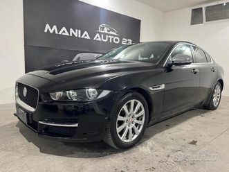 jaguar xe*2.0*180 cv*awd*r-line*