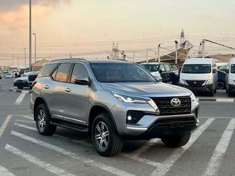 toyota fortuner 2020 toyota fortuner exr 2.7l v4 - awd 4x4 gcc - rear cam - cruise control - 2025 shape modified