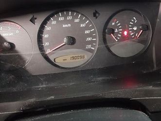 sayong kyron 2000disel del 2008 a 2800€