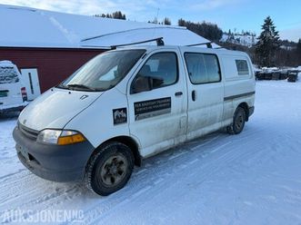 1998 toyota hiace 2.4-90 d 4wd