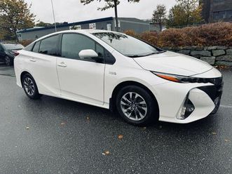 plug-in 1,8 vvt-i phev solar/navi/r.kam/dab+/skinn/s+v+