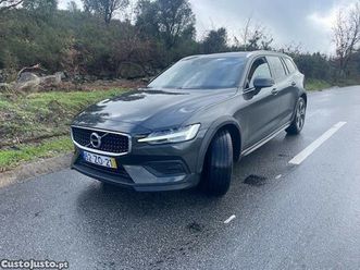 volvo v60 cross country dezembro/19