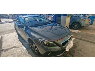 volvo v40 cross country d3 150 summum