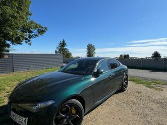 alfa romeo giulia 2.0 turbo veloce q4