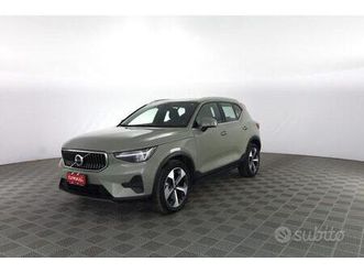 volvo xc40 xc40 b3 automatico plus bright
