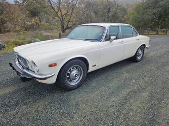 1974 jaguar xj6 l one owner survivor. runs and drives great