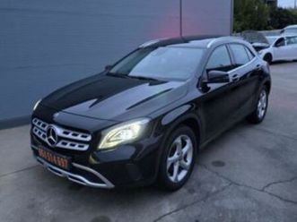 mercedes-benz gla 220 d 4matic 7g-dct urban