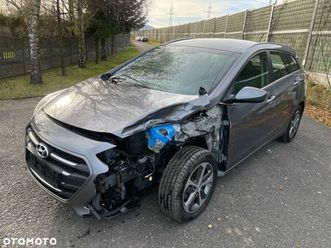 hyundai i30 i30cw 1.4 crdi trend