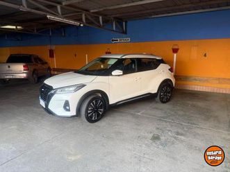 nissan kicks exclusive