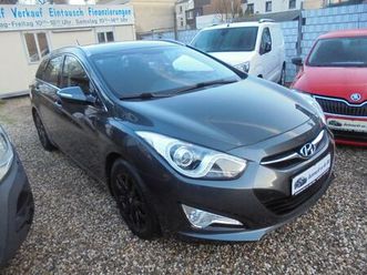 hyundai i40 cw fifa world cup edition automatik,ahk,2-ha
