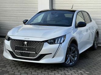 peugeot 208 e- gt pack *panoramadach/8-fach*