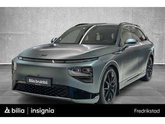 performance awd, matt, 551 hk, 360-kamera, lav km!