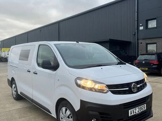 october 2022 vauxhall vivaro 2.0d crew cab