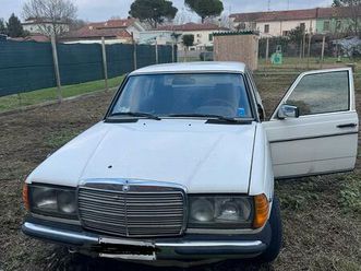 mercedes benz 240d 1983