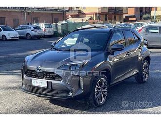 toyota yaris cross 1.5 hybrid 5p. e-cvt lounge