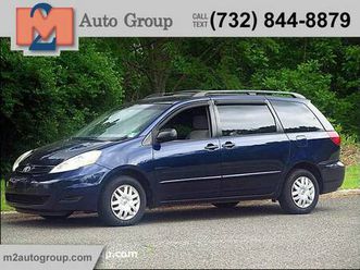 2006 toyota sienna le 7 passenger 4dr mini van