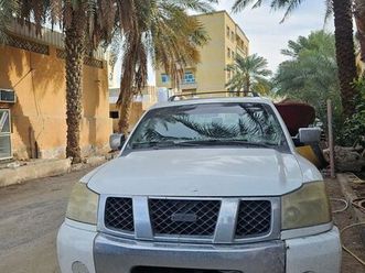 used nissan armada 5.6 le 2006