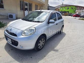 2013 model otomatik nissan march