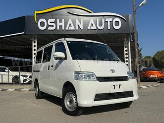 2021 model otomatik toyota townace