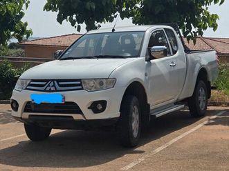 pick up mitsubishi l200