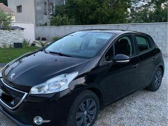 peugeot 208 1.4hdi ( 2 places )