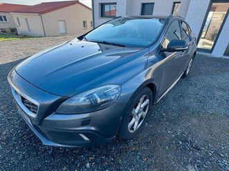 volvo v40 cross country d4 177cv