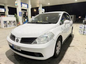 2005 model otomatik nissan tiida