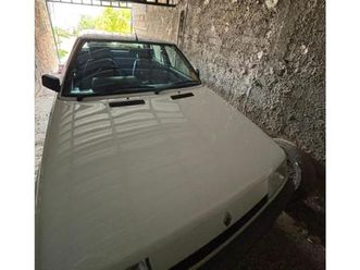 1996 model düz renault r 9