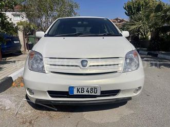 2005 model otomatik toyota ist