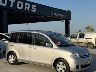 2015 model otomatik toyota sienta