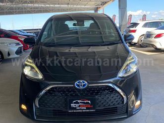 2600 model otomatik toyota sienta