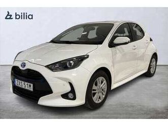 yaris 1,5 hybrid 5d active komfortpaket p-sensorer