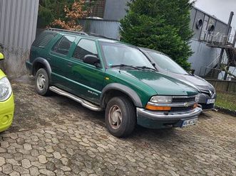 chevrolet blazer s 10