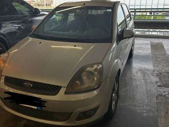 5p 1.6 tdci tecno grey