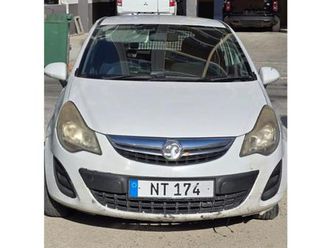 2011 model düz vauxhall corsa