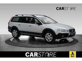 d4 2,4d momentum awd aut acc/keyless/krok/dab/skinn/nav