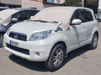 2013 model otomatik toyota rush