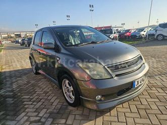 2004 model otomatik toyota ist