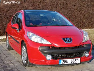 peugeot 207 1.4 vvti 70kw 5dv. čr po stk