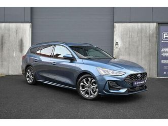 ford focus st-line x /dodehoek/trekhaak/carplay/camera/alu17