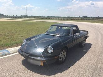 alfa romeo spider 2.0