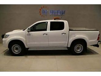 toyota hilux dubbelhytt 3.0 4x4/mountain top/blixtljus/extraljus
