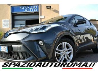 toyota c-hr 1.8 hybrid navi+full led+rcam+privacy+