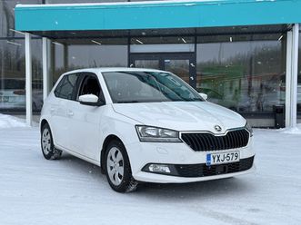 skoda fabia 1,0 tsi 95 ambition ** juuri tullut / suomi-auto / vakkari / p-tutkat / appconnect / lohkolämmitin **