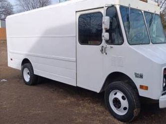 1991 chevy p30 step van low miles obo