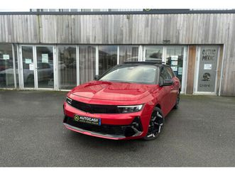 1.6 hybrid 225 gs / toit ouvrant / etat neuf / garantie constructeur jusqu'en juin 2027